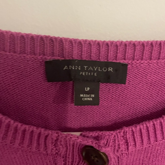 Ann Taylor - Picture 4 of 4